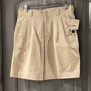 Liz Claiborne High Waist Cream Shorts